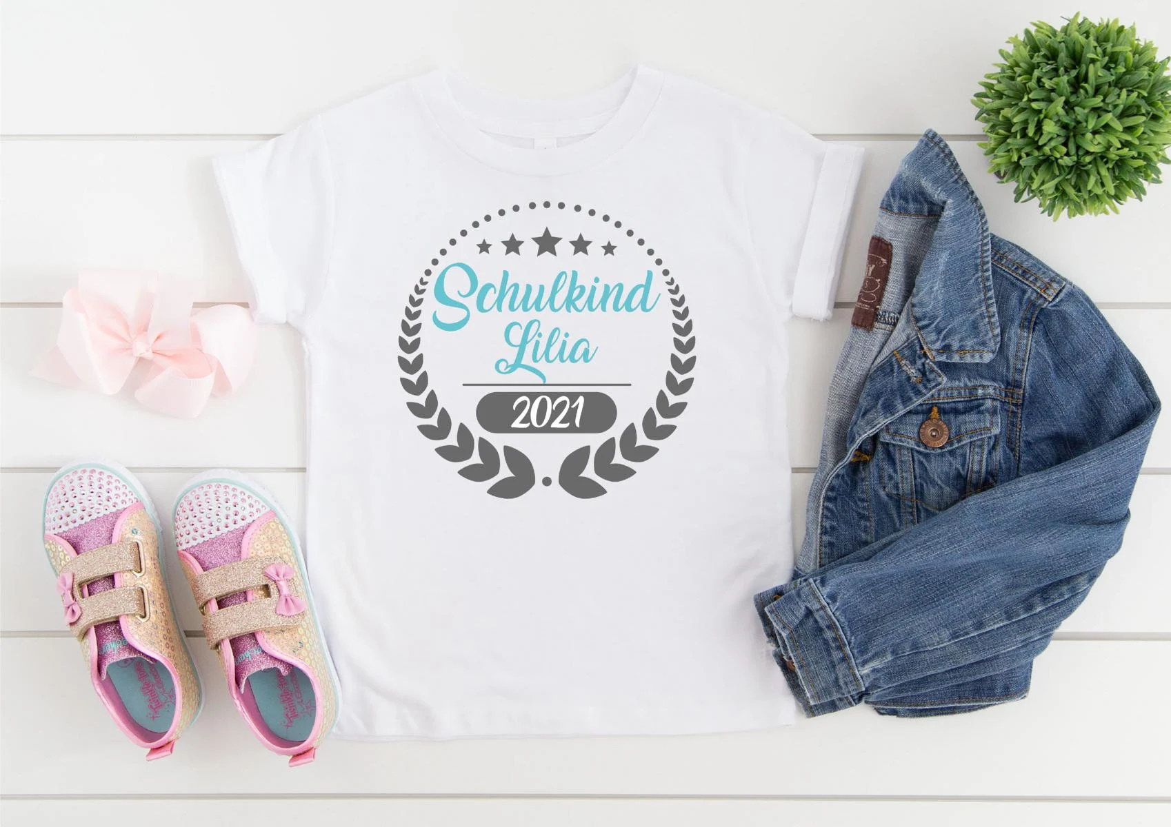 Schulkind T-Shirt "Sterne" mit Namen